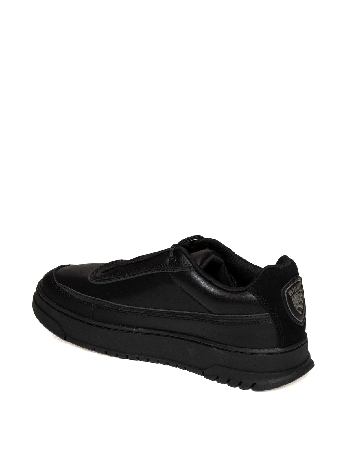 Sneaker bassa in pelle nera Blauer vista da dietro con stemma araldico sul tallone
