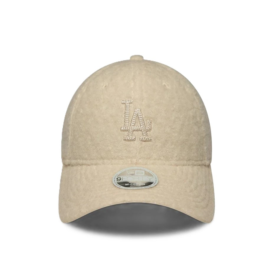 NEW ERA € 32,00 60915791 9FORTY WINTER-BEI