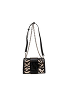 Borsa a tracolla Armani Exchange zebrata nera e crema con placca logo centrale, vista frontale