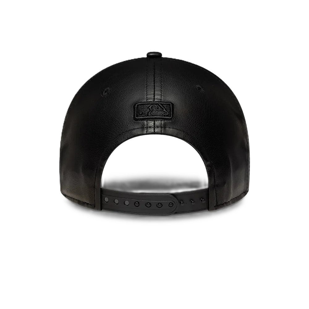 NEW ERA € 37,00 60915811 9FORTY DIAM-BLK 