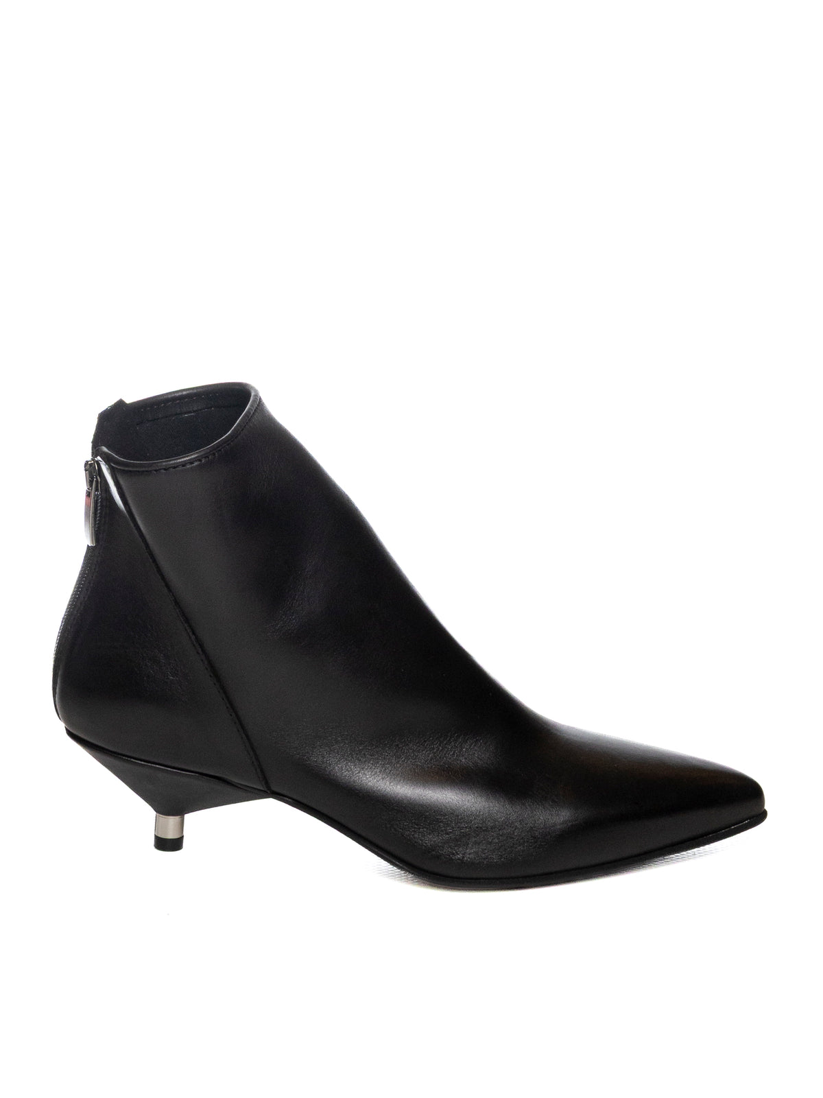 UP44  ST2450 VIT-NERO 